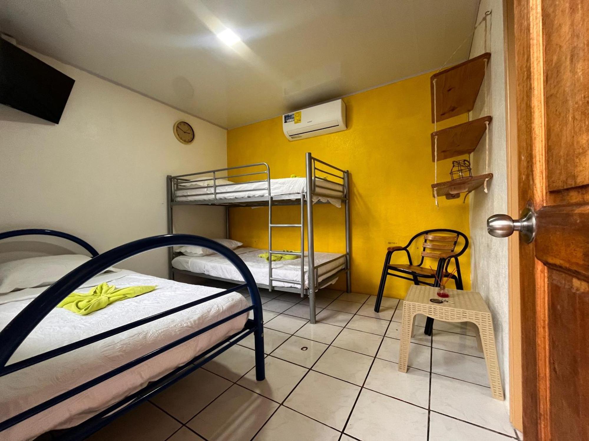 Cabinas Golfito Exteriér fotografie