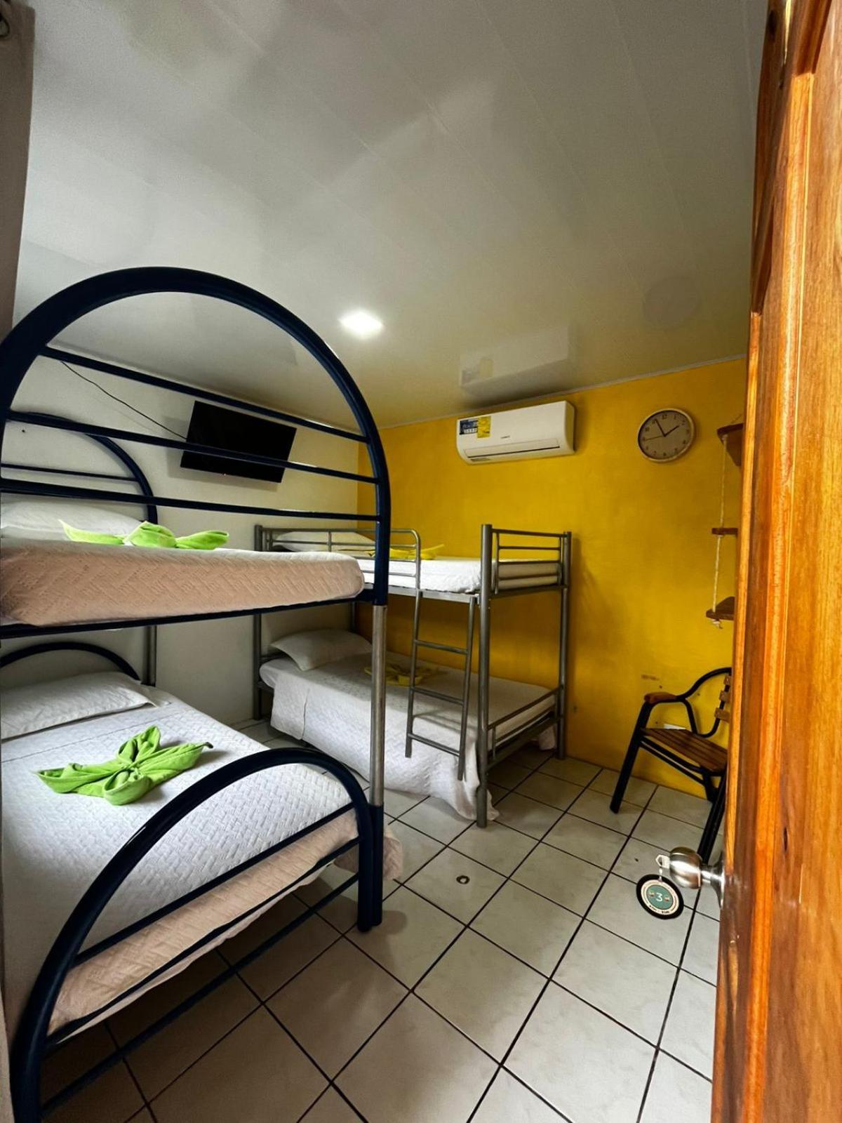 Cabinas Golfito Exteriér fotografie
